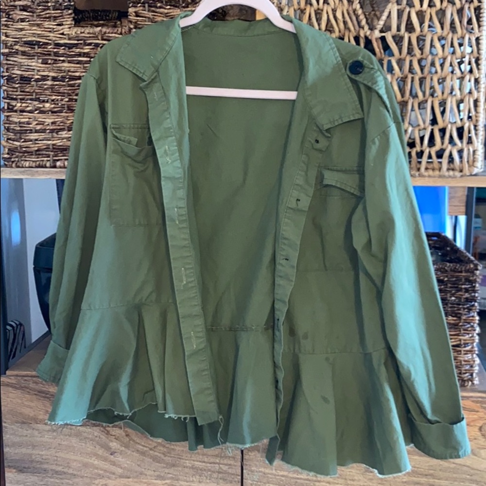 a army green button up jacked
